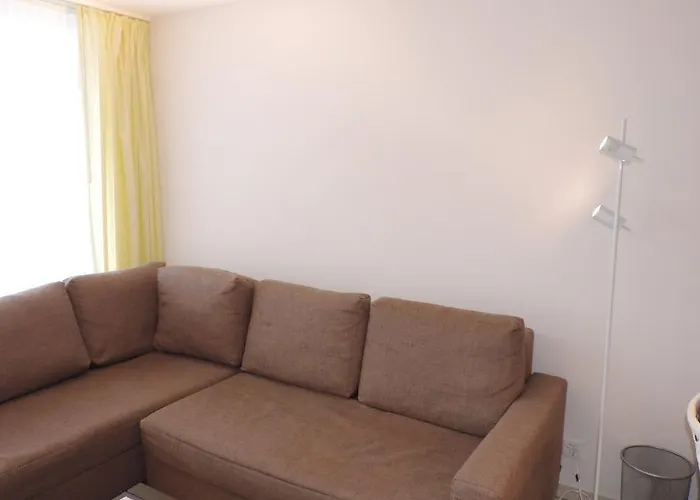 Appartement Ladina 74 *